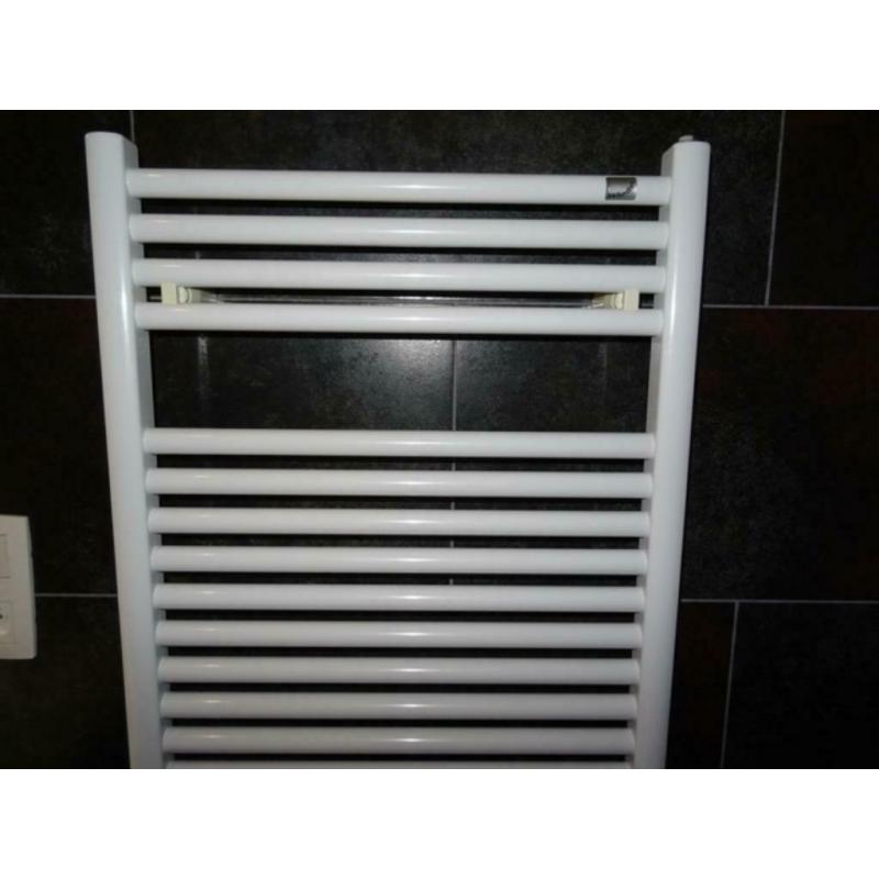 Radiateur sèche serviettes électrique Zehnder