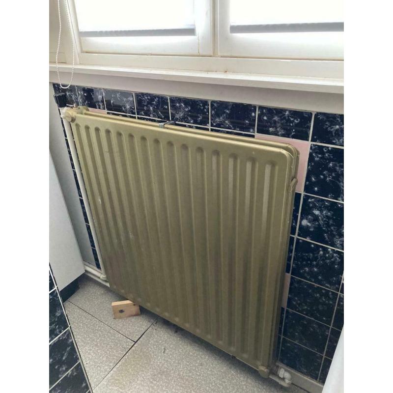 Chauffage / Radiateur Vintage Laqué Or