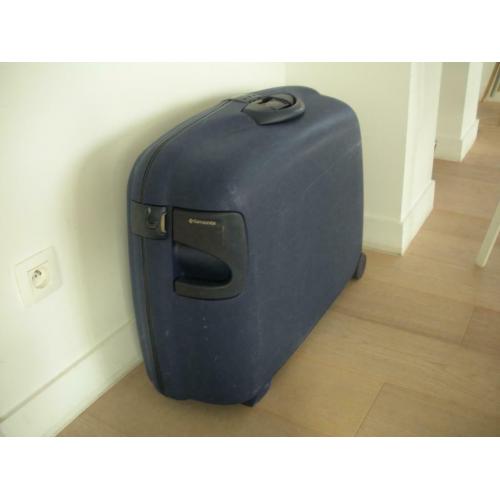 Samsonite valise rigide bleue, très bon état