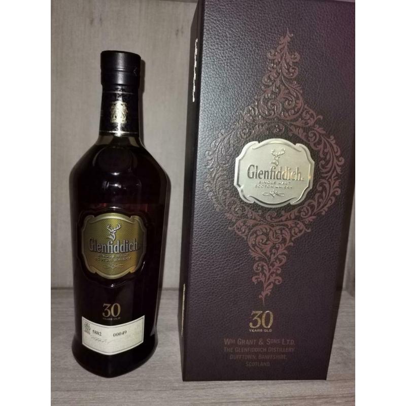 glenfiddich 30 bouteilles 2010 fût 00049