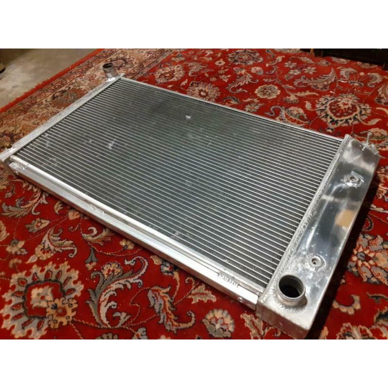 Pontiac Firebird radiateur