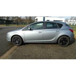 Opel Astra J 1.3CDTI Ecoflex bwj 2011 95PK euro5 (verkocht)