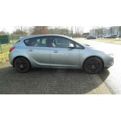 Opel Astra J 1.3CDTI Ecoflex bwj 2011 95PK euro5 (verkocht)