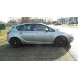 Opel Astra J 1.3CDTI Ecoflex bwj 2011 95PK euro5 (verkocht)