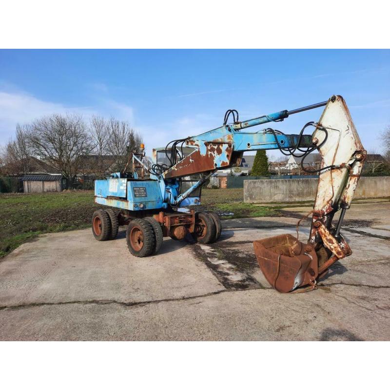 Fuchs 701 bandenkraan graafmachine atlas deutz