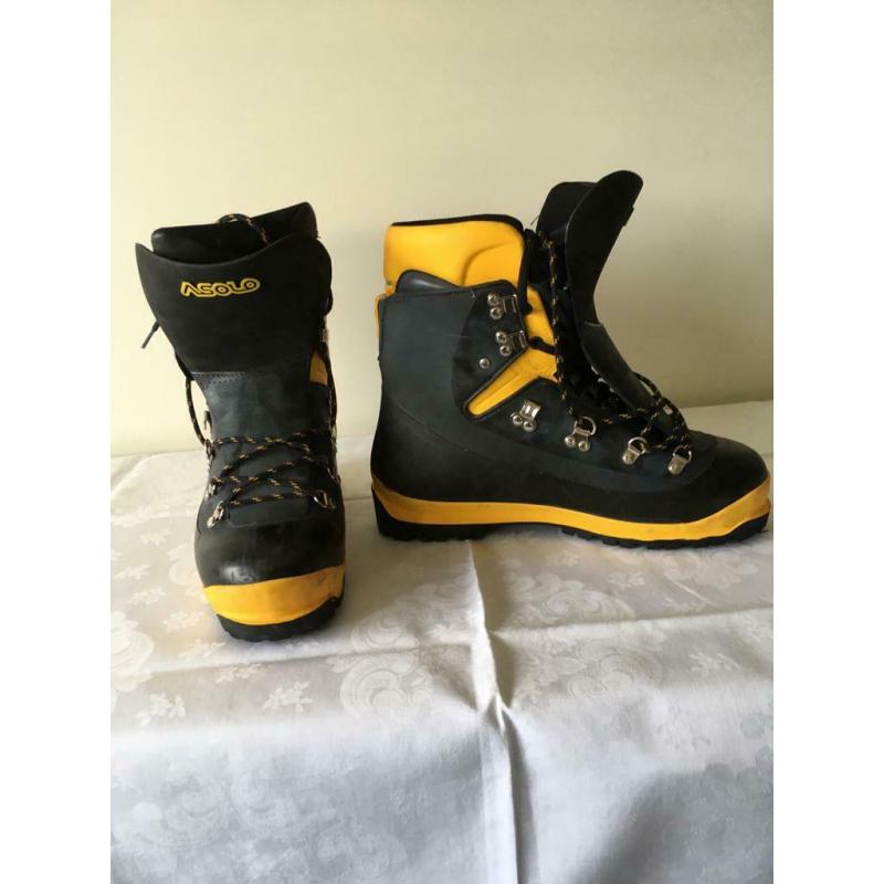Chaussures d'alpinisme Asolo AFS 800 taille 42