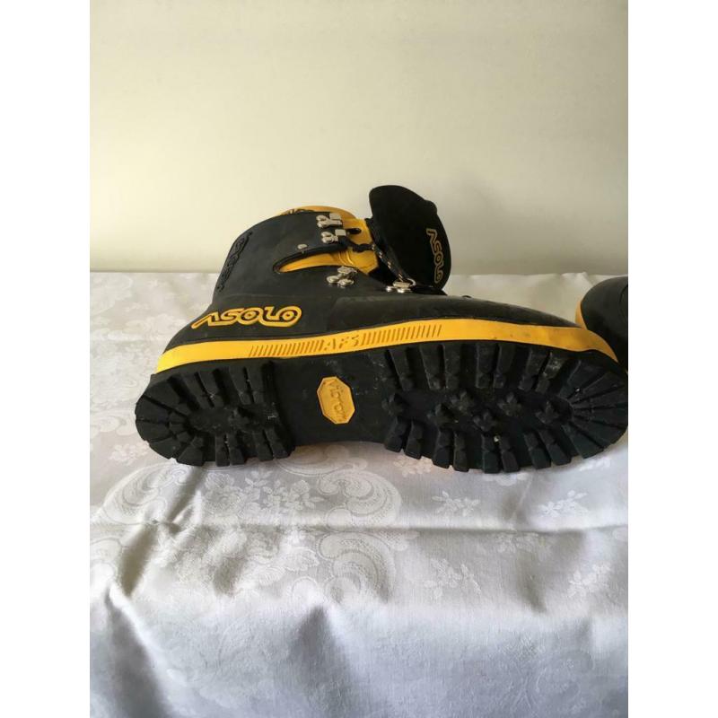 Chaussures d'alpinisme Asolo AFS 800 taille 42