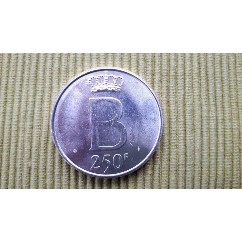 250 F Baudouin Roi des Belges 1951-17 juillet 1976 argent