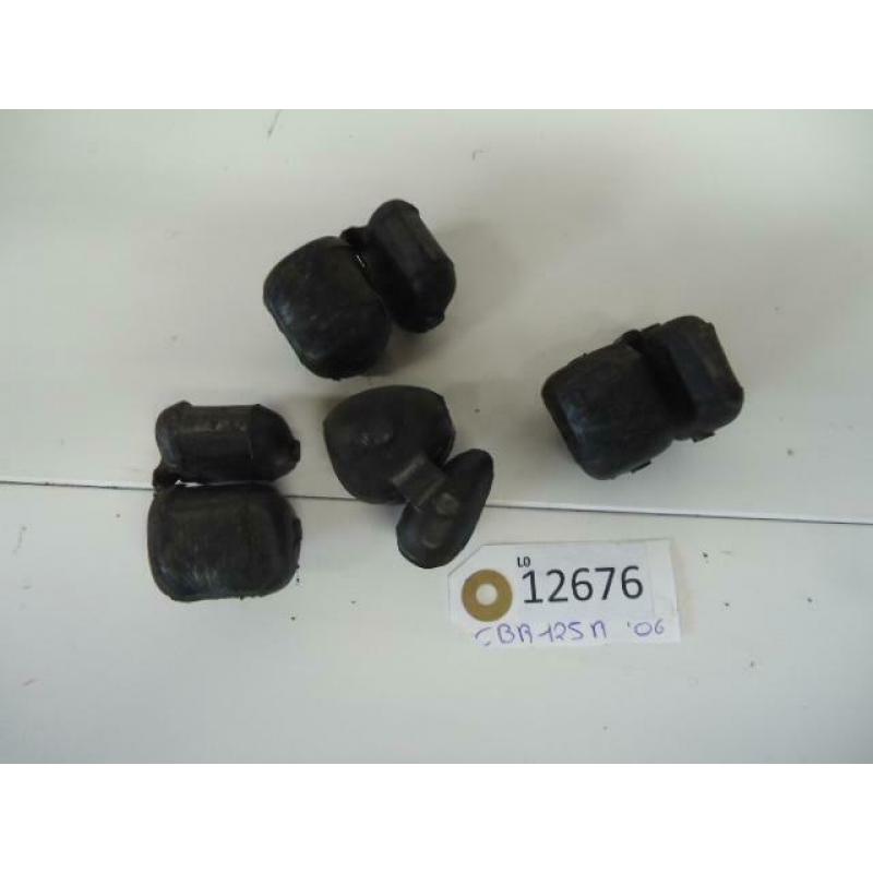 CBR125R 2004 - 2006 Honda Rubber Rubber kettingklok D1-21865