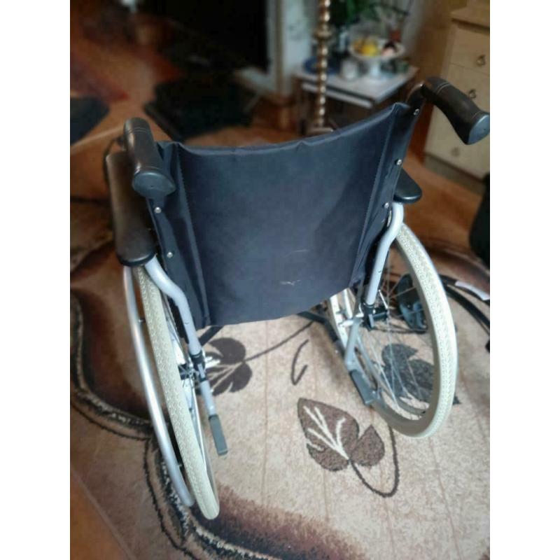 Fauteuil roulant haut de gamme
