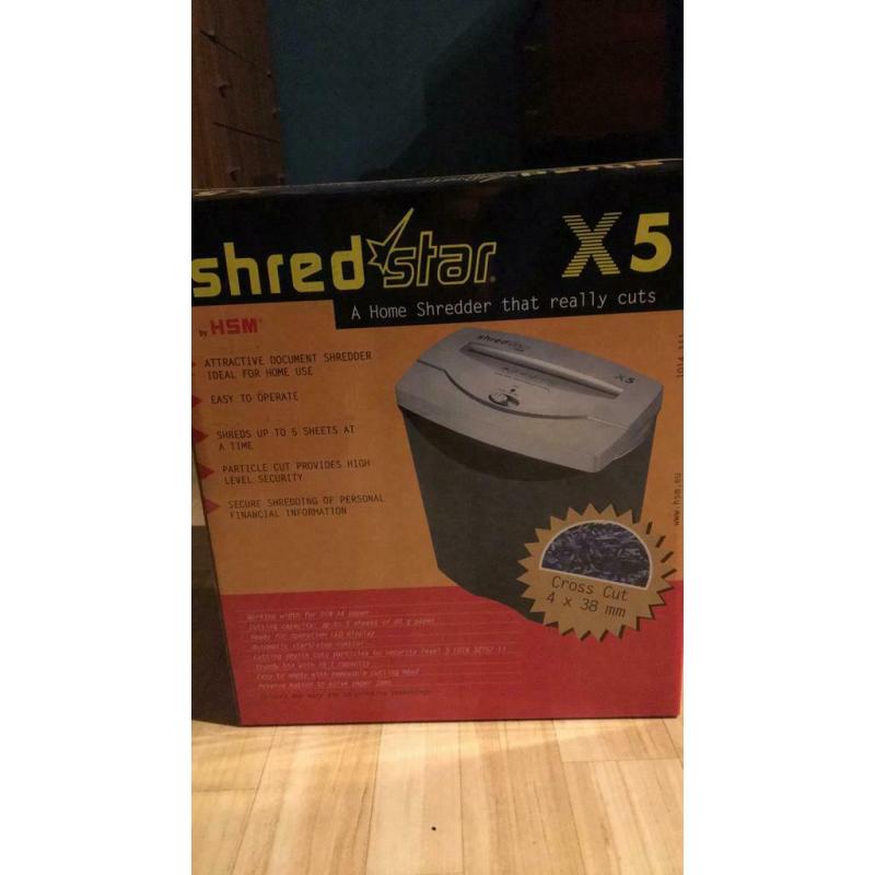 Papier versnipperaar shredstar x5