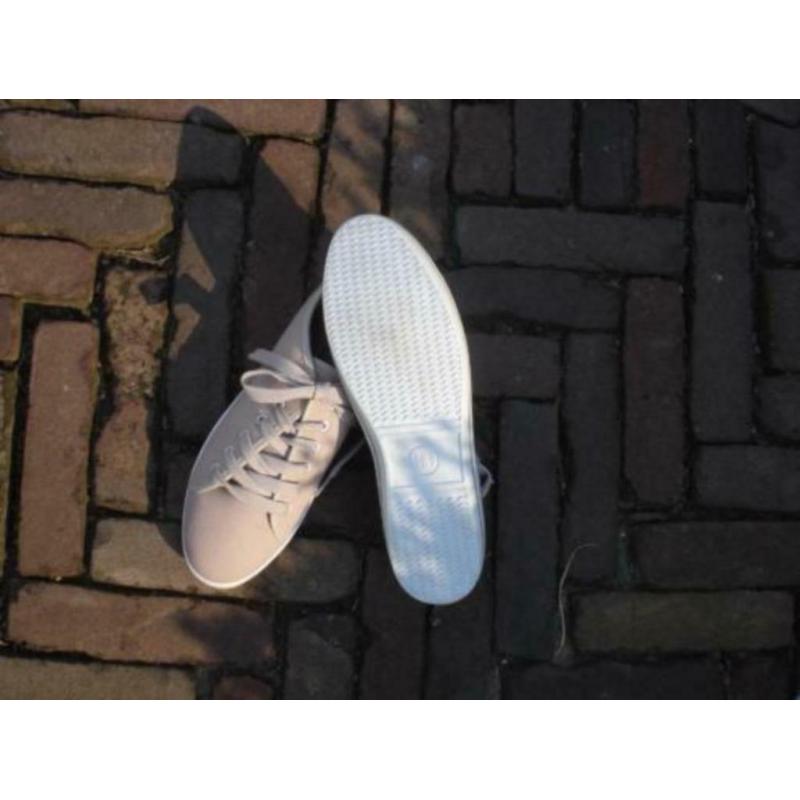 Gratis verzenden nieuwe beige fuif festival sneakers mt 41