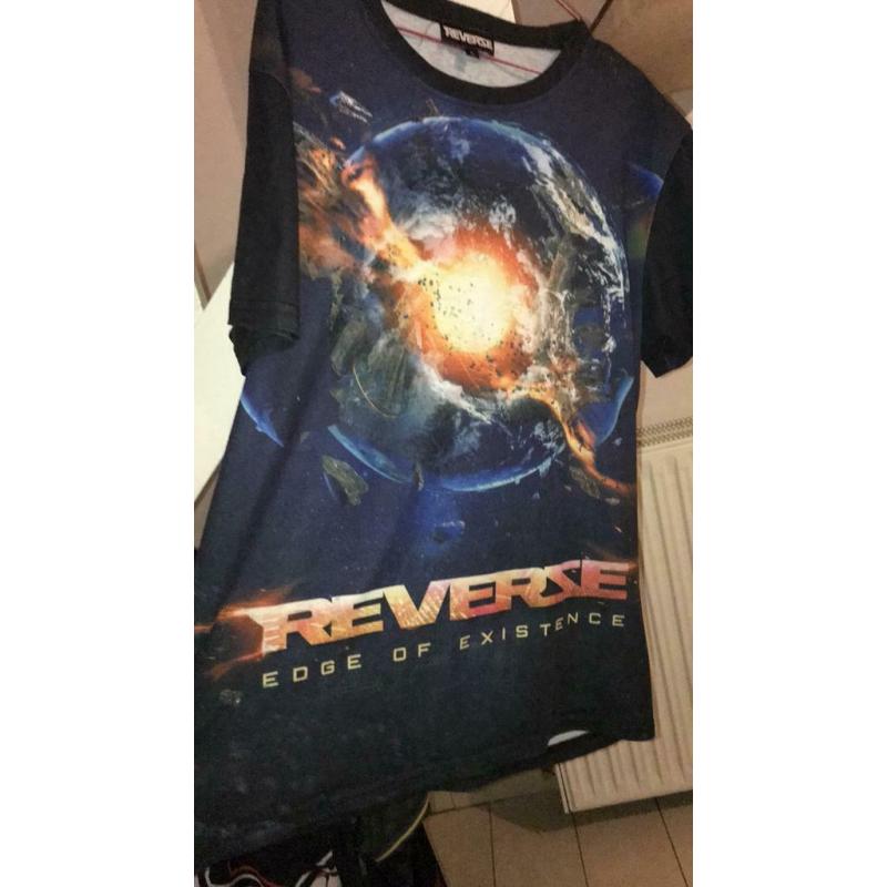 T shirt reverze taille L
