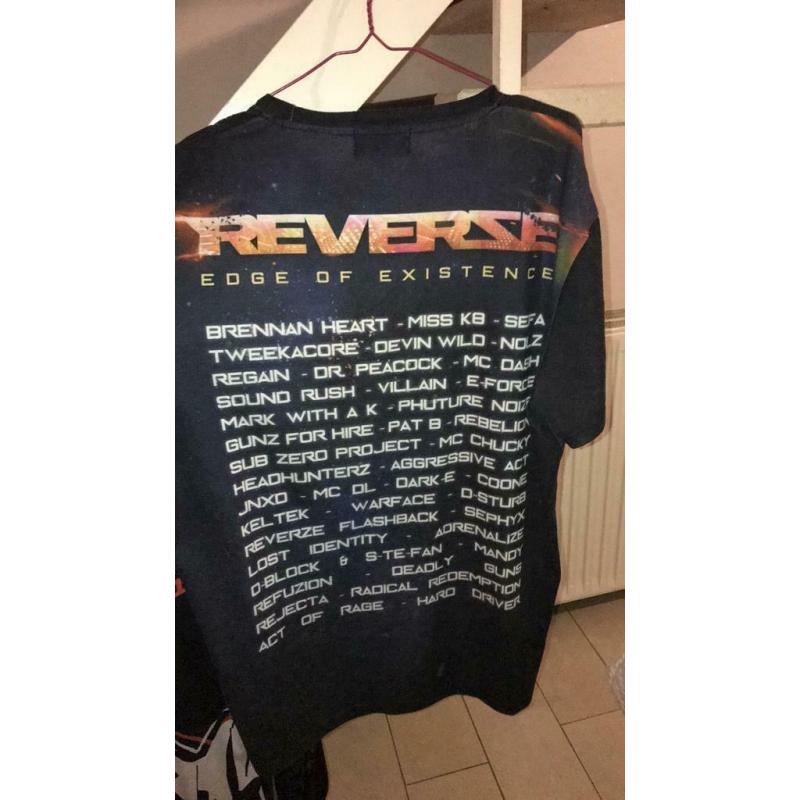 T shirt reverze taille L