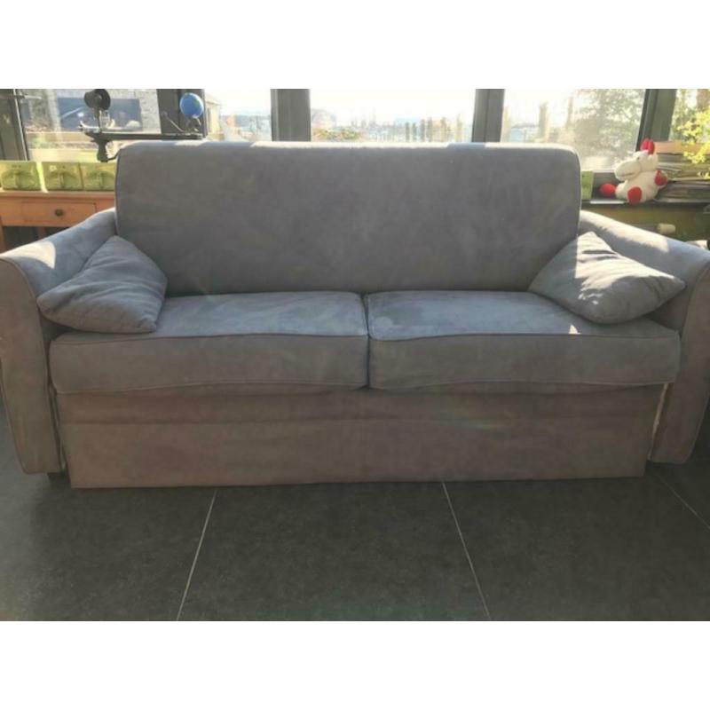 kwalitatieve slaapbank merk " Sofa-Bed" model LINEA