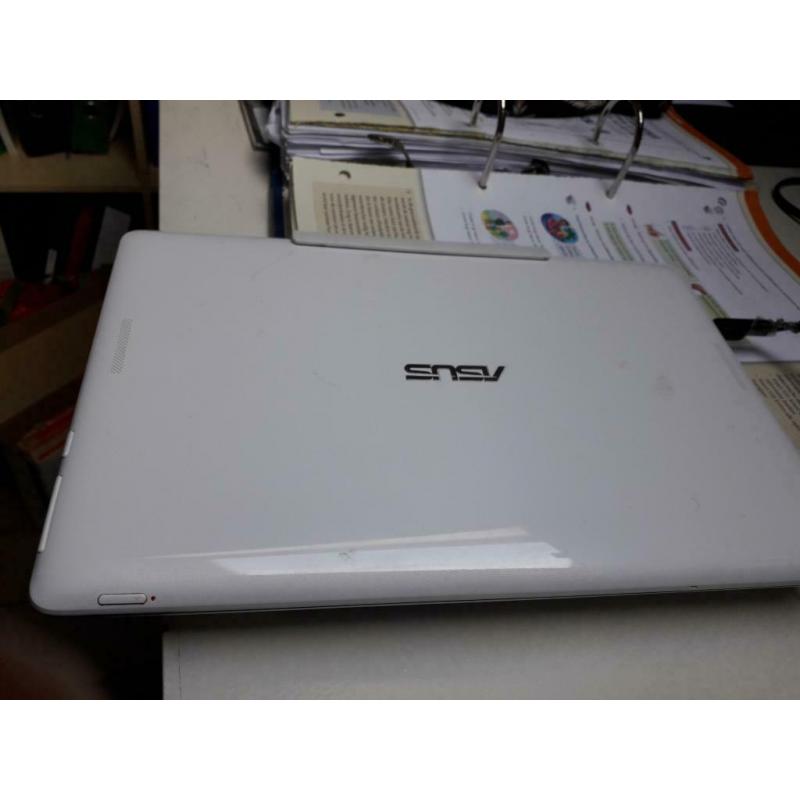 ASUS Transformer Book
