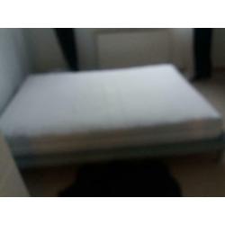 Sommier + Cadre lit + Matelas 1.40 m bon état
