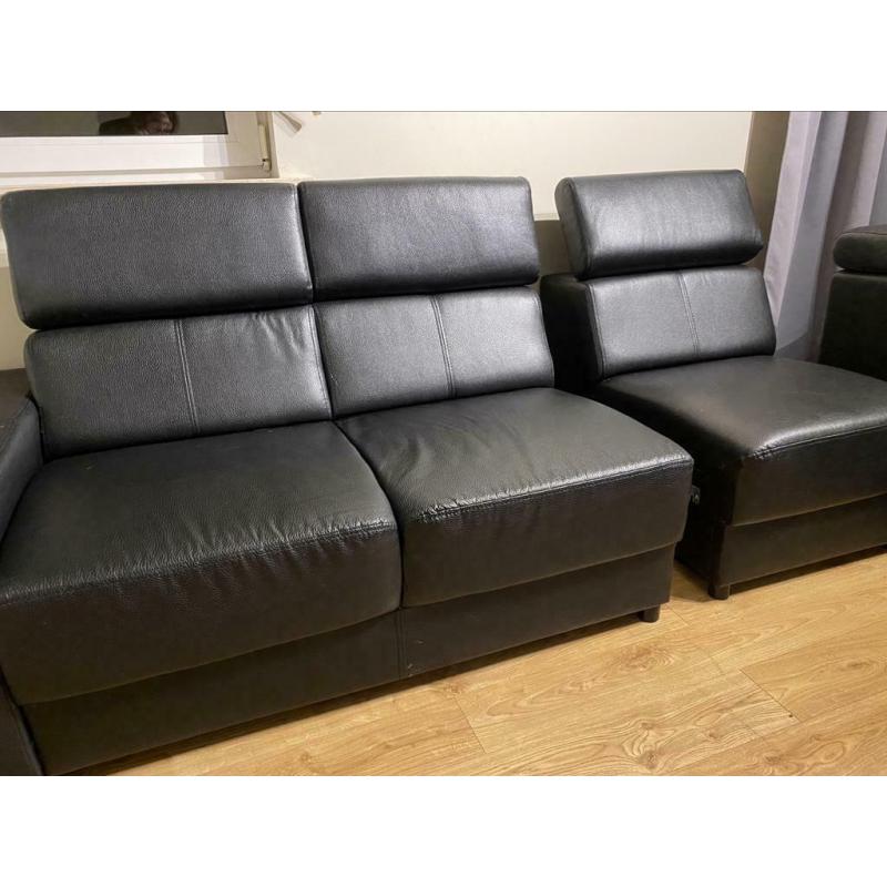 Zwart lederen salon 6 zitplaatsen