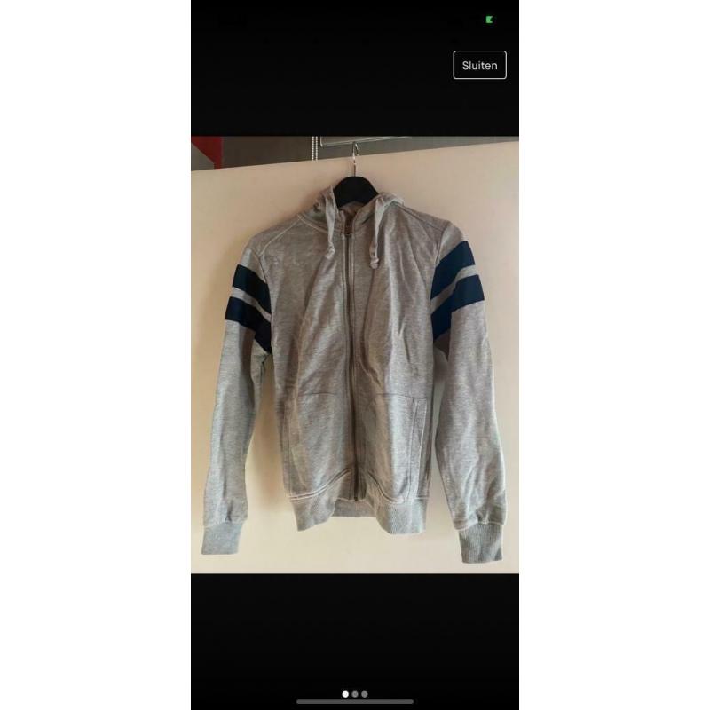 Grijze hoodie ZARA