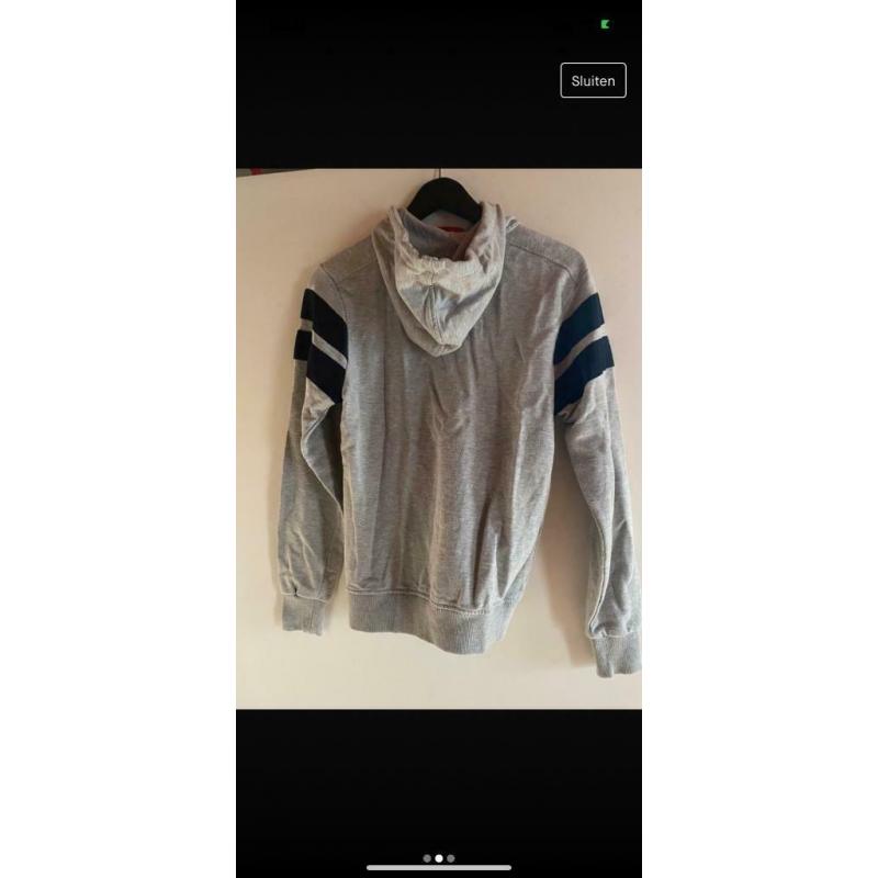 Grijze hoodie ZARA