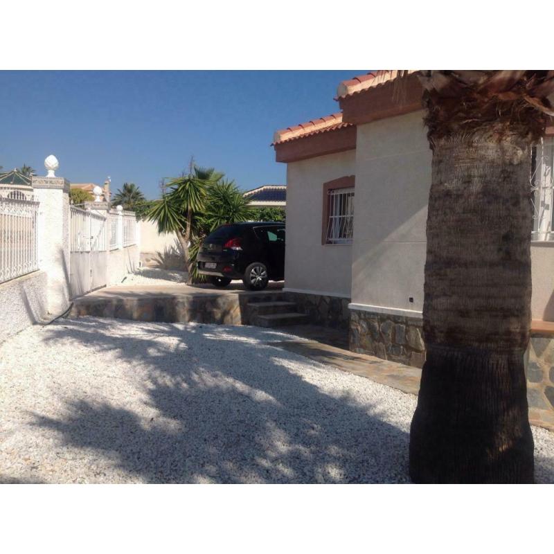 Te huur Luxueuze villa gelegen te Rojales Costa-Blanca