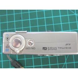 CANON DIGITAL IXUS V³ 3,2M pixel ; contient : chargeur de ba