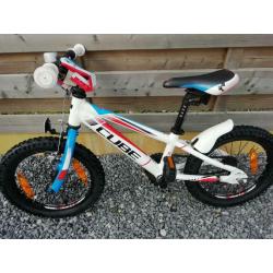 Cube 16 inch