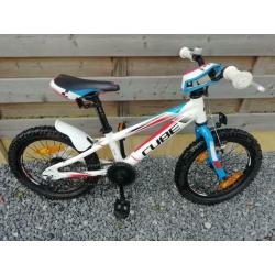 Cube 16 inch