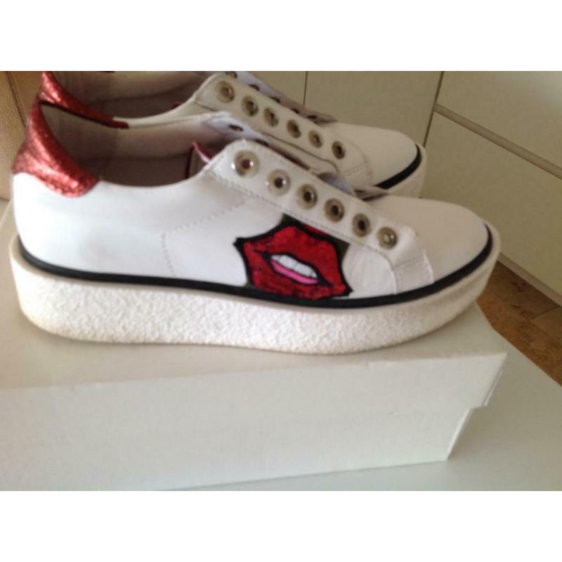 Sneakers