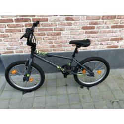 BMX Btwin Wipe zo goed als nieuw !