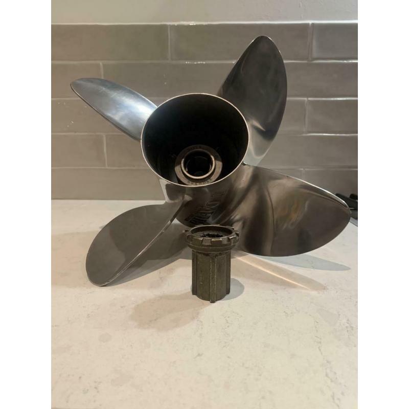 Mercury Racing Bravo1 schroef propeller 30P Nieuwstaat!!