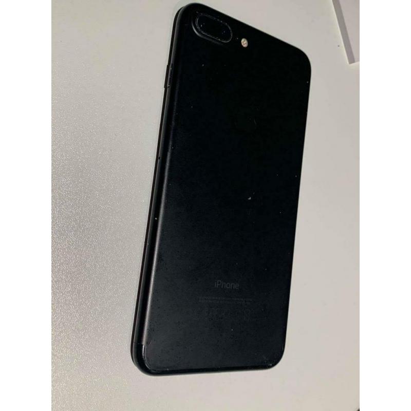 iPhone 7 Plus 128 GB met hoesjes