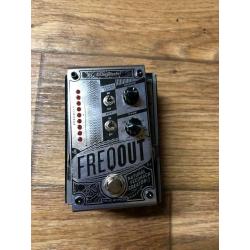 Commentaires sur Digitech Freqout