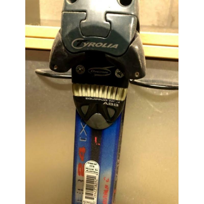 HEAD CYBER 24X - Carving skis - 170cm met Tyrolia skibinding