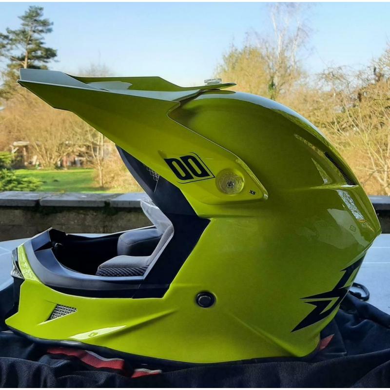 Casque Shot Striker jaune néon NEUF