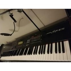 Yamaha S90ES