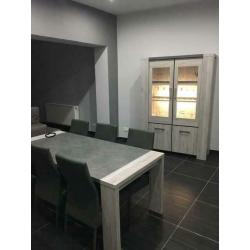 Salle à manger complète