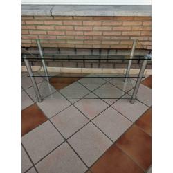 TV tafel in glas. Afmetingen 110Lx44Bx57H.