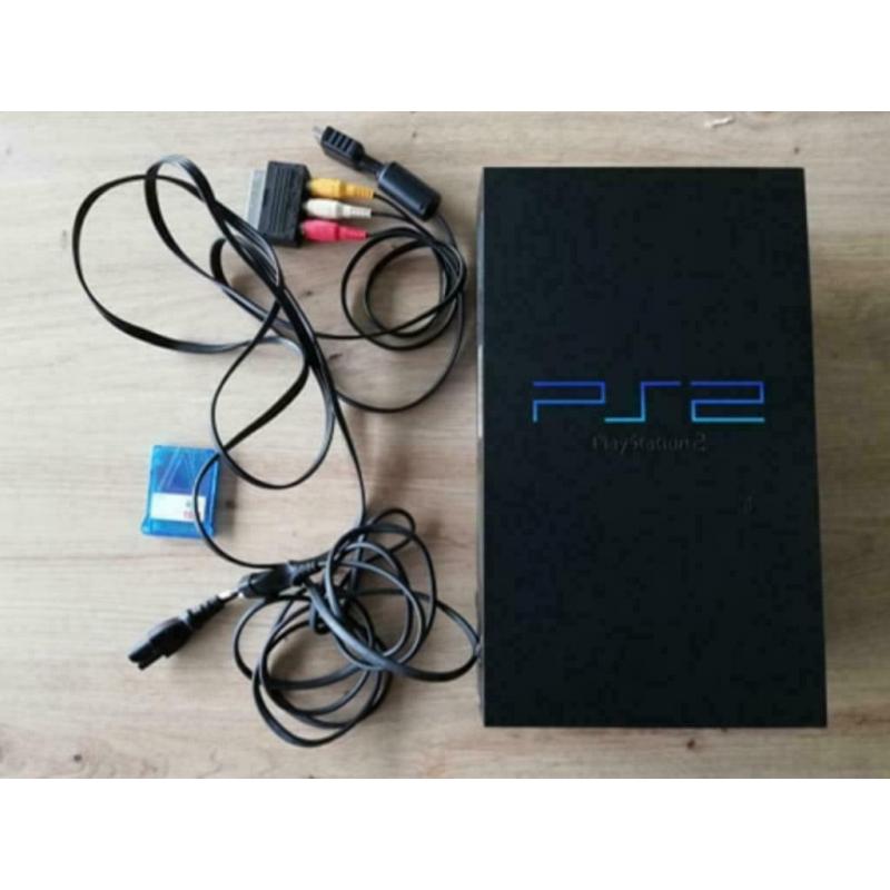 PlayStation 2 + racestuur + 18 games