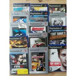 PlayStation 2 + racestuur + 18 games