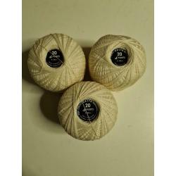 11 beige bollen haakgaren van 50gr - Gratis verzending.