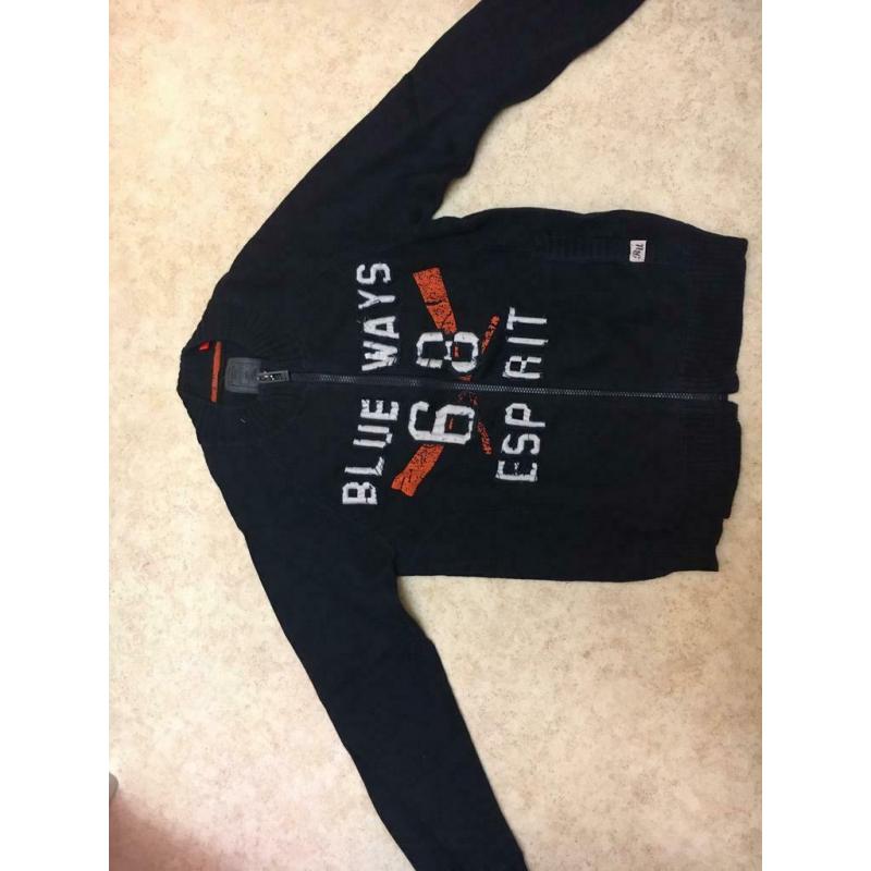 Esprit jongens gilet maat 116/122 (6-7j) als nieuw!